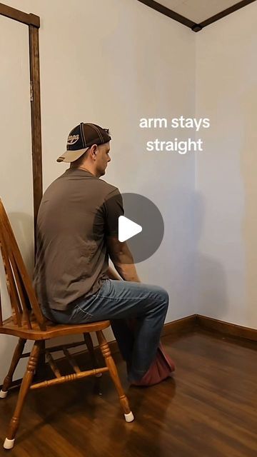 Bannockburn Chiropractic & Physical Therapy on Instagram: "🟣🟢 Inner shoulder blade stretch

More mobility ideas

#chiropractor #mobility #ideas" Shoulder Blade Stretch, Chiropractic, Physical Therapy, Fitness Motivation, Fuel, Health, On Instagram, Instagram, Fit Motivation