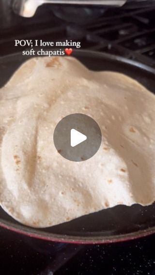 Archana Deshpande | Vegetarian Food recipes on Instagram: "📌Tips to make soft 3 layer chapati 📌 

👉🏻 I add 1 tsp oil while kneading the dough . 
👉🏻 Kneading is very important so make sure you knead the dough for Atleast 4 minutes. 
👉🏻 Keep the dough covered for 10 mins before making chapatis 
👉🏻 Usually I fold the chapati 3 times and make a triangle before rolling it to a round shape. You will get 3 separate layers of chapati after cooking on tava.
👉🏻 Also don’t keep flipping chapati on tava more than 3 times… it will make them hard after 2 hours. 

Hope these tips help you. Add more tips in Comments section if you know so we can all learn😊❤️ 

Keep supporting @archanasvegfoodchronicles 

#chapati #tipsforsoftchapati #chapatimaking #tipsandtricks #indianfood #rotimaking #softc Soft Chapati Recipe, Vegetarian Food Recipes, Chapati Recipes, Chapati, Vegetarian Food, Instagram Tips, Indian Food Recipes, Round Shape, Vegetarian Recipes