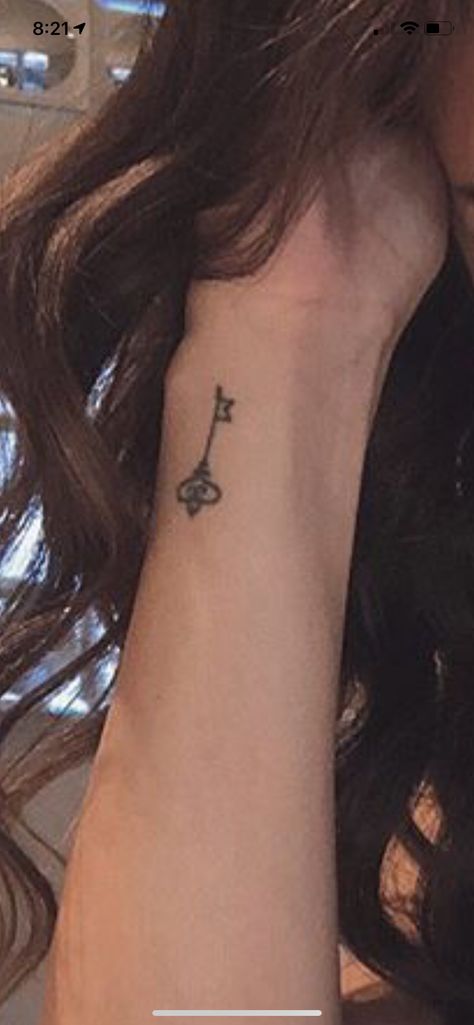 Key Tattoo Wrist, Key Tattoo Aesthetic, Key Tattoo Behind Ear, Dainty Key Tattoo, Small Key Tattoos For Women, Key Tattoos For Women, Side Of Wrist Tattoo, Side Wrist Tattoo, Small Key Tattoos