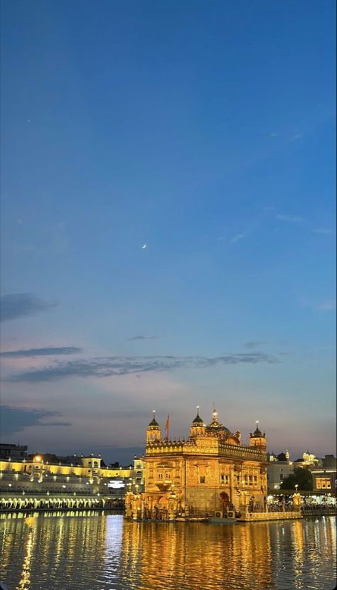 #goldentemple #amristar Golden Temple, Amritsar, Bad Girl, Desi, Temple, Quick Saves