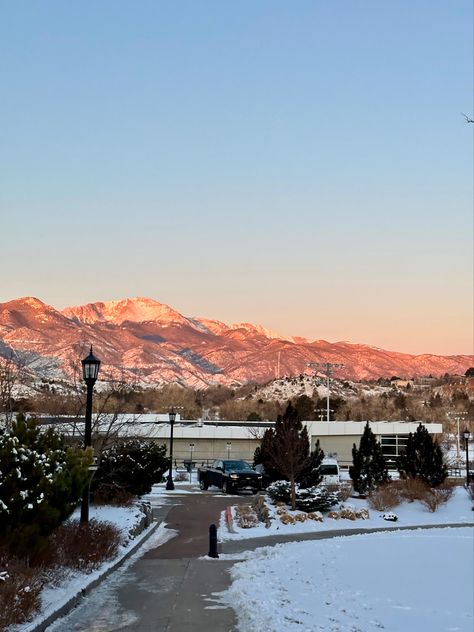 College In The Mountains, Boulder Colorado College, Colorado Astethic, Colorado Springs Aesthetic, Sko Buffs, Uc Boulder, Colorado Vibes, Colorado Aesthetic, Colorado Lifestyle