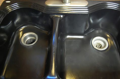 How To Clean Black Kitchen Sink, Black Kitchen Sink Ideas, How To Clean Black Sink, Black Stainless Steel Sink, Black Farmhouse Sink, Black Granite Sink, Porcelain Kitchen Sink, Remove Water Stains, Black Bathroom Sink