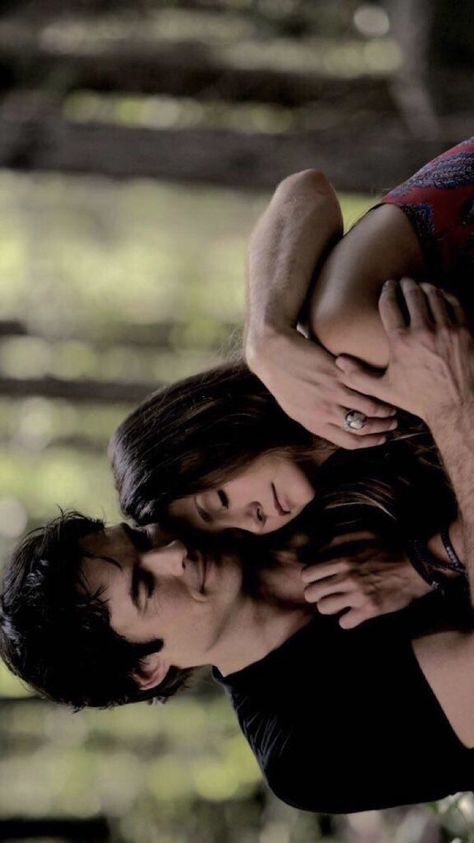 Damon Y Elena, Ian Joseph Somerhalder, Ian Somerhalder Vampire Diaries, Vampire Diaries Poster, Damon Salvatore Vampire Diaries, Vampier Diaries, The Vampire Diaries 3, Vampire Diaries Movie, Vampire Diaries Quotes