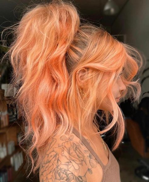 Vivid Peach Hair, Pastel Peach Hair Dark Roots, Peach Hair With Blonde Money Piece, 2023 Vivid Hair Trends, Quirky Hair Colours, Peach Color Block Hair, Cooper Pink Hair, Fun Color Pixie Hair, Fun Hair Colors For Summer