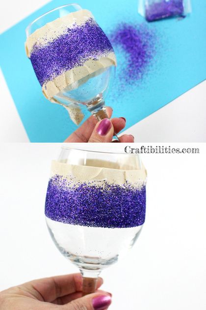 DIY Personlized Holographic GLITTER wine glasses - GNO, bachelorette, or birthday party - Great gift idea! Diy Girls Night, Glitter Wine Glasses, Diy Girls, Personalized Wine Glasses, Make Tutorial, Glitter Wine, Cup Ideas, Letter Stickers, Holographic Glitter