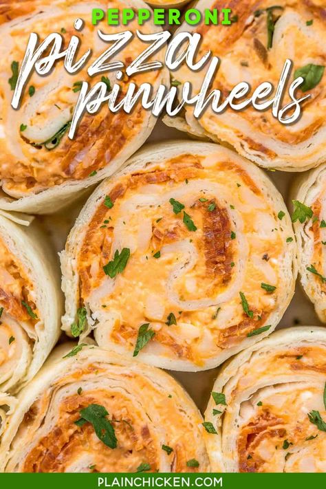 Pepperoni Pizza Pinwheels - I am ADDICTED to these sandwiches! Cream cheese, pizza sauce, mozzarella cheese, and pepperoni wrapped in a tortilla. Can use low-carb or gluten-free tortillas. You can make these ahead of time and refrigerate until ready to eat. Perfect for a quick lunch, parties, and tailgating!  #sandwich #tortilla #pizza #pepperoni Cream Cheese Pizza, Pizza Pinwheels, Tortilla Pinwheels, Pizza Pepperoni, Pinwheel Appetizers, Tortilla Pizza, Roll Ups Tortilla, Pinwheel Recipes, Boiled Egg Diet Plan