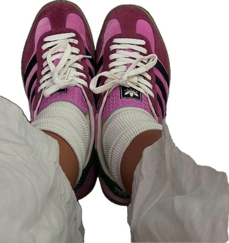 Adidas X Gucci, Sustainable Management, Gucci Shop, Italy Print, Apple New, Adidas X, Pink Suede, Retro Aesthetic, Pink Velvet