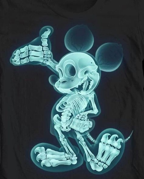 Mickey Mouse's skeleton Animated Anatomy, Xray Art, Bd Comics, The Skeleton, Art Disney, Backstreet Boys, Mickey Minnie Mouse, Disney Halloween, Theme Design