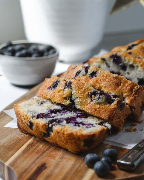 Bread Ring Recipes, Blueberry Loaf Cakes, Blueberry Bread Recipe, Lemon Blueberry Loaf, Blueberry Loaf, Cake Wraps, Easter Event, Brioche Bread, Easter Bread