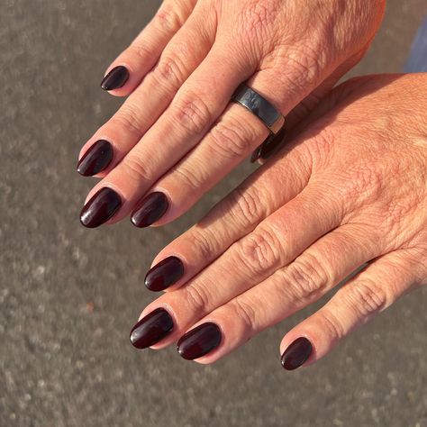 Tessa Clarke - Layering CND Shellac Shades Black Pool and... Jennifer Bell, Black Pool, Scarlet Letter, Cnd Shellac, Black Cherry, Scarlet, Layering, Cherry, Shades