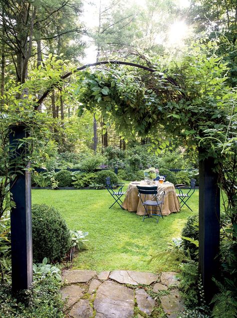 Outdoor Dining Room French Country Dining Room Decor, Grey Cottage, Highlands North Carolina, Boxwood Garden, Small Cottage Homes, Exquisite Gardens, Mountain Cottage, French Country Dining, Outdoor Dining Room