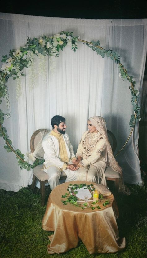 Backyard Nikkah, Nikkah Aesthetic, Wedding Arab, Muslim Wedding Decorations, Muslim Nikah, Muslim Wedding Photography, Wedding Dress Suit, Muslimah Wedding Dress, Islam Marriage