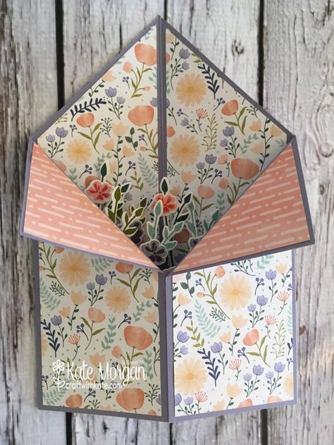 Stampin Up Jar Of Love, Tuxedo Card, Kate Morgan, Jar Of Love, Box Cards Tutorial, Cards Tutorial, Daisy Cards, Pop Up Box Cards, Card Folds