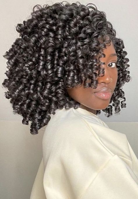 Big Loose Curls, Voice Of Hair, Hair Curling Tools, Medium Natural Hair Styles, Perm Rod Set, Perm Rods, Beautiful Natural Hair, Braid Out, Natural Curls Hairstyles