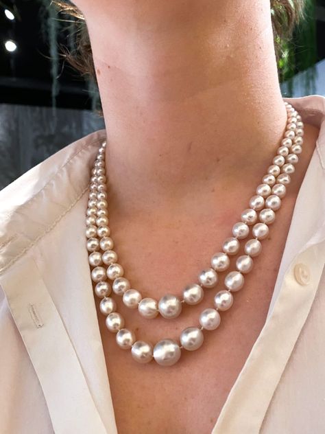 *, A natural pearl two-row necklace Neck Pieces Jewelry, Natural Pearl Necklace, Fancy Jewelry Necklace, Bridal Jewelry Vintage, Pearl Jewelry Design, Topsy Turvy, Pearl Necklace Designs, Pearl And Diamond Necklace, Beaded Necklace Designs