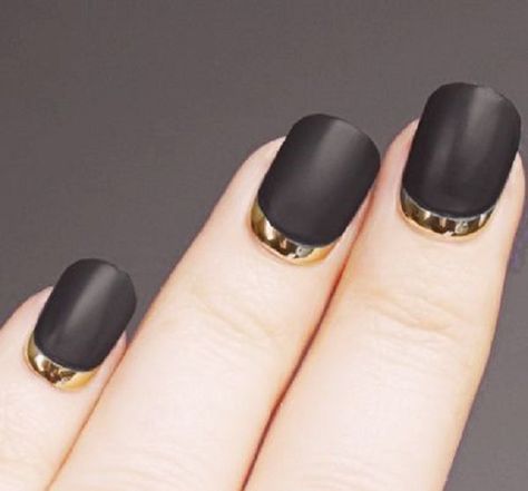 Black nail polish has always been very elegant. But if you make it a black matte nail polish and then a metallic gold crescent moon nail? You can walk the red carpet now. Crescent Nails, Crescent Moon Nails, Reverse French Nails, Black Gold Nails, Reverse French, Sky Blue Nails, Silver Nail Polish, Old Nail Polish, Navy Blue Nails