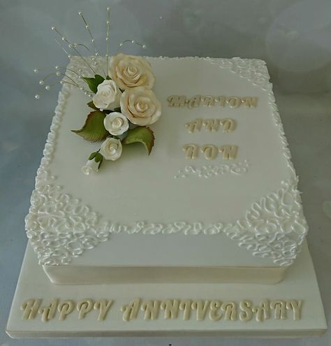 wedding anniversary cake Square Anniversary Cake, Anniversary Cake Square, Square Engagement Cake, Wedding Cake Rectangle, Simple Square Cake, Elegant Anniversary Cakes, Wedding Cake Square, Rectangle Wedding Cake, Elegant Sheet Cake Designs