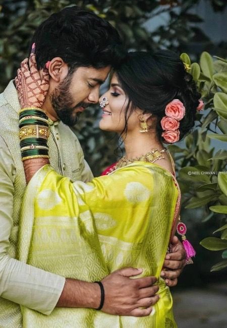 Pre Wedding Photoshoot Garden, Couple Poses New, Wedding Photography Poses Indian, Pastel Green Saree, Pre Wedding Photoshoot Props, Indian Bride Photography Poses, Indian Wedding Poses, Indian Wedding Photography Couples, Engagement Photography Poses