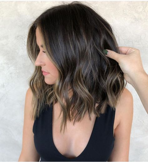 Short Brown Hair With Dimension, Brunette Balayage Hair Short, Brown Balayage On Black Hair, Blonde Balayage On Black Hair, Trendy Brunette Hair, Subtle Balayage Brunette, Brown Balayage Highlights, Balayage Brunette Short, Hair Colors For Summer