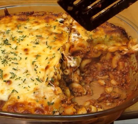 Cheesy Ground Beef And Macaroni Casserole Recipe Macaroni Casserole, Noodle Casserole Recipes, Canned Mushrooms, Noodle Casserole, Elbow Macaroni, Minced Onion, Beef And Noodles, Spaghetti Sauce, Satisfying Food