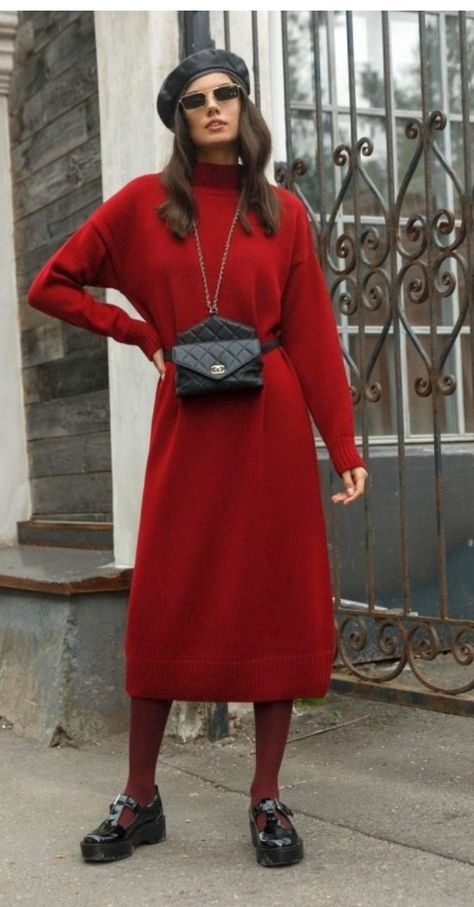 Red Knit Dress Outfit Winter, Knitted Dress Outfit, Red Knit Dress, Red Outfits, Purple Knit, Knitted Dresses, Winter Dress Outfits, Street Style Winter, Maxi Knit Dress