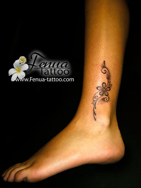 Galeries Photos Tatouages sur pied Bird Ankle Tattoo, Hawaiian Tattoo, Petite Tattoos, Cute Tiny Tattoos, Tattoo Bracelet, Cool Small Tattoos, Ankle Tattoo, Symbolic Tattoos, Foot Tattoos