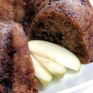 This cinnamon-rich cake can be a Christmas treat or enjoyed any time of the year. Fresh Apple Cake Recipe, Cake With Buttermilk, Buttermilk Glaze, Cakes And Pies, Easy Apple Cake, Apple Cake Recipe, Fresh Apple Cake, Desserts Cookies, Cookies Brownies