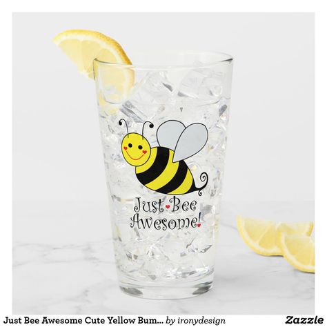 Bumble Bee Images, Honey Bee Cartoon, Bumble Bee Clipart, Beer Glass Design, Bee Images, Bee Clipart, Honey Bee Decor, Painted Glass Vases, Cartoon Bee