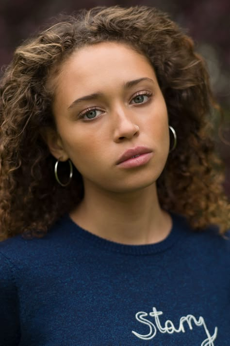 Ella-Rae Smith #BeautifulFemales #players #GoodMorning #females #girls #women #like #followme #Banger Ella Rae Smith, Biracial Women, Interesting Faces, Girls Rock, Light Skin, Beauty Queens, Character Inspo, Black Is Beautiful, Book Characters