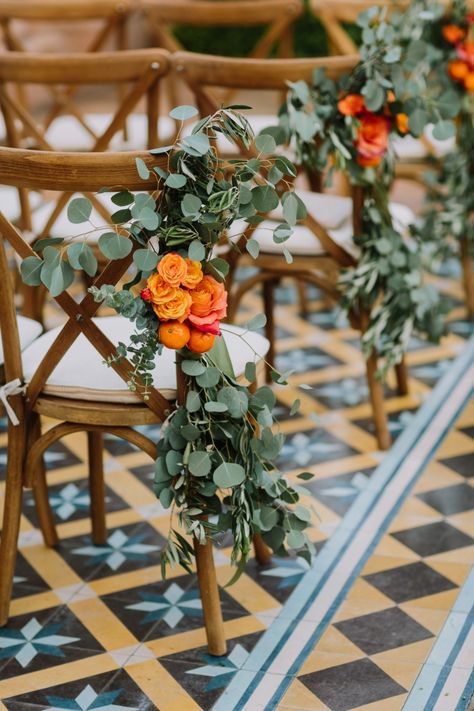 Intimate Coral And Orange Open Bar Wedding #weddingaisle #weddingceremony #ceremonydecor #pinkandorangewedding #openbar Open Bar Wedding, Orange Wedding Themes, Winter Wedding Color Palette, Wedding Isles, Orange Wedding Flowers, Burnt Orange Weddings, Aisle Flowers, Unplugged Wedding, Winter Wedding Colors