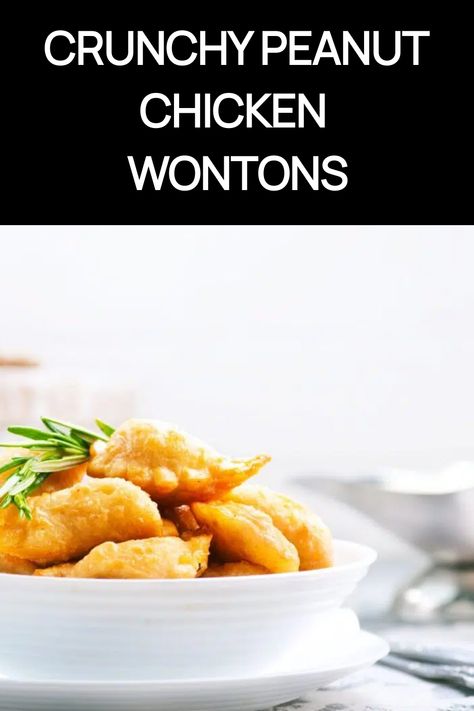 Crunchy peanut chicken wontons on a white plate. Fried Wonton Recipes, Wonton Filling Recipes, Wonton Wrapper Recipes, Minced Chicken Recipes, Chicken Wontons, Crispy Wonton, Minced Meat Recipe, Wonton Recipes, Chop Recipes