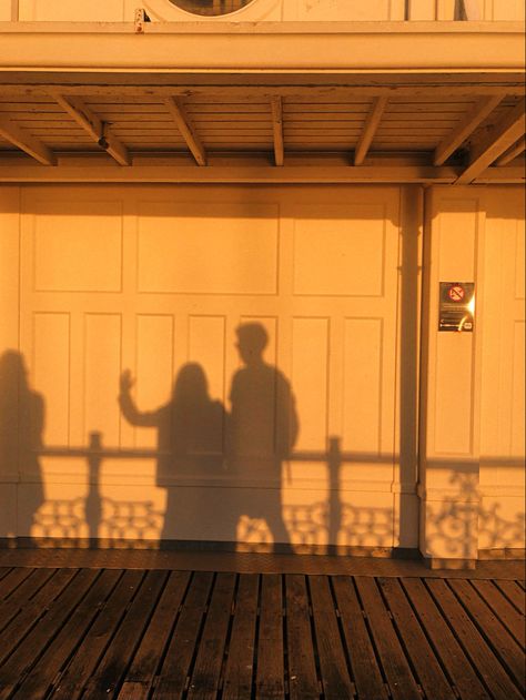 Golden hour at Brighton Pier #brighton #brightonpier #couple #love #couplephoto #couplephotoideas #silhouette #golden #goldenhour #film #filmphoto #england New England Aesthetic, Brighton Pier, White Horse, Long Weekend, Golden Hour, Short Film, Brighton, Summer Vibes, Perfect Place