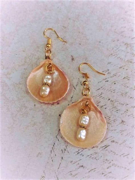 Seashell Earrings Aesthetic, Gold Seashell Earrings, Diy Seashell Earrings, Sea Glass Earrings Diy, Sea Shell Earrings Diy, Seashell Earrings Diy, Sea Shell Jewelry Diy, Seashell Jewelry Diy, Origami Jewellery