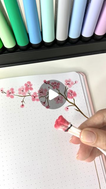 Cute Drawings For Scrapbook, How To Draw Blossom, Border Design With Watercolor, Easy Flower Border Drawing, Easy Things To Draw With Markers, Cherry Blossom Drawing Easy, Cute Drawings With Markers, Easy Cherry Blossom Drawing, How To Draw Cherry Blossoms