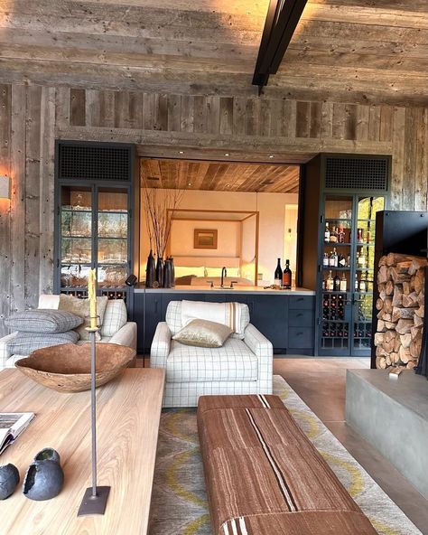 Leslie Hemmings (@lesliehemmings_napa) • Instagram photos and videos Lodge Interiors, Ketchum Idaho, Mountain Interiors, Aspen House, Cabin Chic, Instagram Light, Minnesota Home, Cottage Interiors, Mountain Lodge