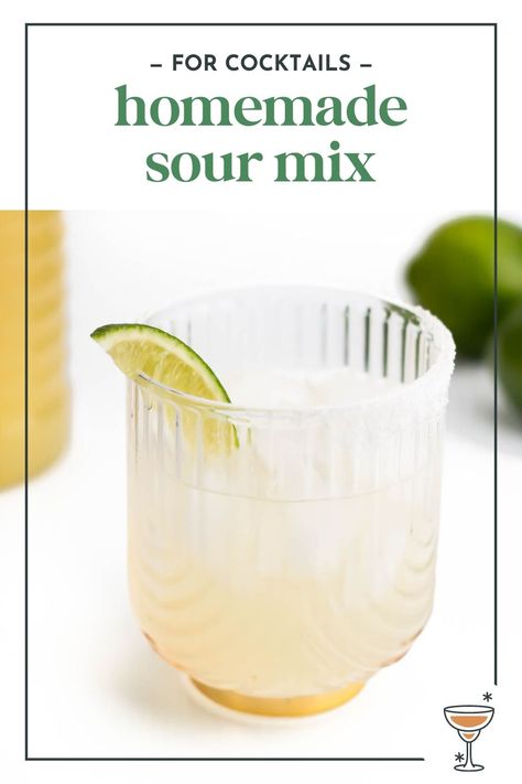 Homemade Sour Mix, Sour Drink, How To Make Margaritas, Lavender Syrup, Homemade Cocktails, Margarita Mix, Sour Mix, Sour Cocktail, Honey Syrup