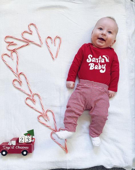 Christmas Photos With Infant, Baby Santa, Christmas Baby Photoshoot 6 Months, Santa Baby Pictures, Baby Christmas Photos Candy Cane, First Picture With Santa, Baby Pictures With Santa, Baby Christmas, Return To Santa Sibling Photo