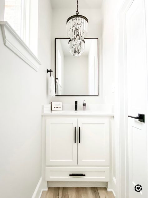 Clean Powder Room Ideas, Black White Gray Powder Room, Small Powder Room White Vanity, Powder Bathroom White Vanity, White And Black Powder Room Ideas, Guest Room Ideas Black And White, Small Powder Room Ideas Black And White, White Vanity Powder Room Ideas, Powder Room White Vanity Black Hardware