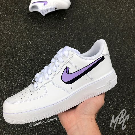 Nike Air Force 1 Purple, Black Af1, White Af1, Air Force Shoes, Tenis Vans, Custom Painted Shoes, Custom Shoes Diy, Nike Shoes Air Force, Custom Nike Shoes