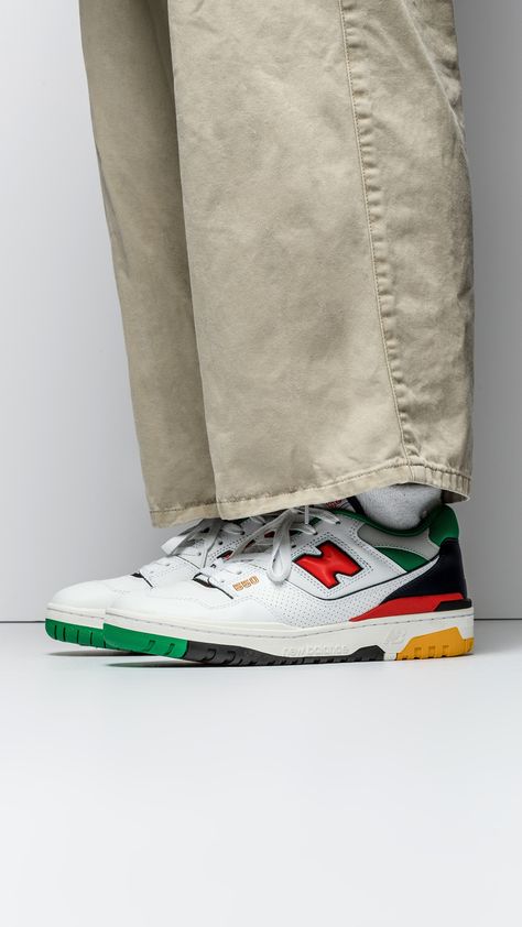 The New Balance 550 receives a multi-colored finish to the signature model. Releasing Saturday, 5/22. Enter Draw: https://feature.com/products/new-balance-550-white-multicolor New Balance 550 Multicolor, Nb 550, New Blance Shoes, Balance 550, Fresh Shoes, Hype Shoes, Full Colour, Men's Style, Golden Goose Sneaker