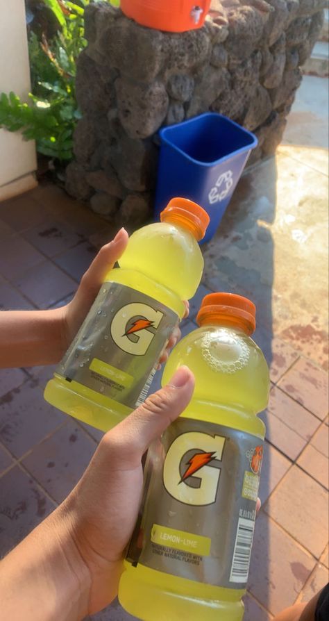 Gatorade Bottle Aesthetic, Gatorade Water Bottle Aesthetic, Gatorade Aesthetic, Yellow Gatorade, Nature’s Gatorade Recipe, Isabella Core, Blue Gatorade, Gatorade Bottle, Drink Bottles