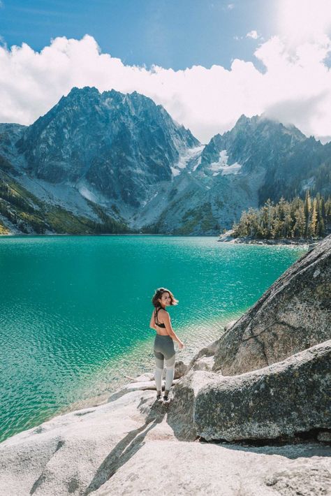 Colchuck Lake, Olympic National Forest, Washington Hikes, Moving To Seattle, Stay Overnight, Rainier National Park, North Cascades, Alpine Lake, Best Hikes