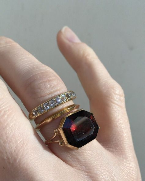 Jen on Instagram: “Sale pending Garnet newly listed 💌 in my Etsy shop  #showmeyourrings #garnet #georgian #antiquejewelry #dreamring #gemstone…” Georgian Engagement Ring, Red Gemstone Jewelry, Stacked Rings, Silver Gold Jewelry, Ruby Engagement Ring, Garnet Jewelry, Handcrafted Artisan Jewelry, Red Style, Gold Light