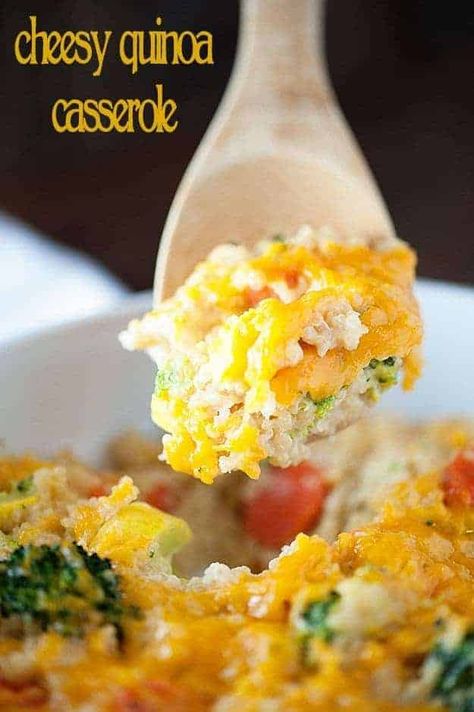 Cheesy Quinoa, Vegetable Bake, Buns In My Oven, Quinoa Casserole, Vegetarian Main Dishes, Baked Vegetables, Easy Casserole, Quinoa Recipes, Meatless Meals