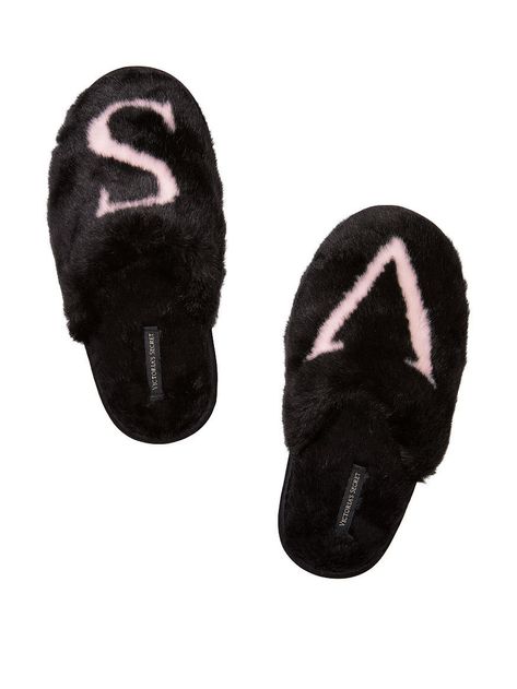 Closed-Toe Faux Fur Slipper - Sleep Accessories - Victoria's Secret Youtuber Dr, Stile Blair Waldorf, Floral Slippers, Victoria Secret Shoes, Slippers Online, Sleep Accessories, Shoe Wishlist, Cute Slippers, Black Slippers