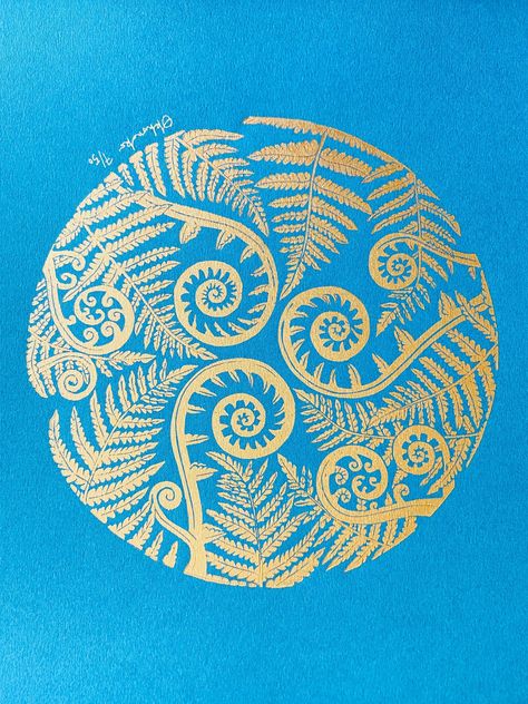 Handmade linocut Copper Fern on blue - 30x30 - Brittany - Nature - Linoprint-Contemporary Art-Limited edition art -Home decoration - #logo #logodesign #elegantlogo Fern Logo Design, Fern Linocut, Flowers Linocut, Fern Logo, Doula Logo, Fiddlehead Ferns, Decoration Logo, Lino Cuts, Linocut Printmaking