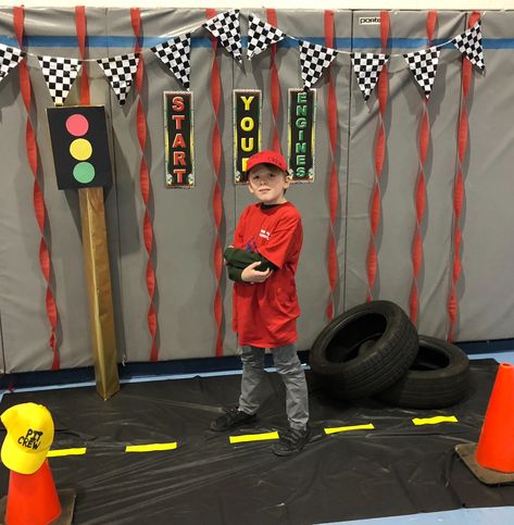 Pinewood Derby decorations Pinewood Derby Photo Booth, Indy Decor, Pinewood Derby Decorations, Kindy 500, Nascar Birthday, Derby Decorations, Cub Scout Games, Derby Decor, Scout Games