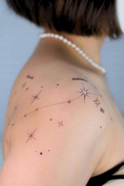 Star Tattoo On Shoulder, Best Star Tattoos, Sparkle Tattoo, Whimsical Tattoos, Astrology Tattoo, Star Tattoo Designs, Theme Tattoo, London Tattoo, Spine Tattoos For Women