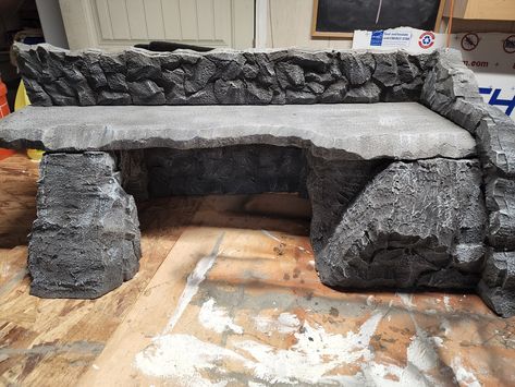 Diy Reptile Hide Slate, Diy Reptile Basking Platform, Gothic Reptile Enclosure, Reptile Enclosure Decor, Diy Bearded Dragon Decor, Diy Reptile Decor, Diy Reptile Enclosure, Fake Rock Wall, Habitat Projects