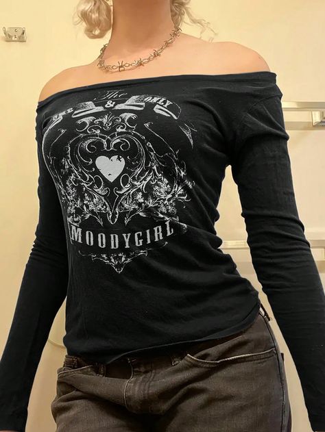 Women's Letter Printed Off Shoulder Long Sleeve T-ShirtI discovered amazing products on SHEIN.com, come check them out! Alt Clothes, Black Tees, Y2k Emo, Makeup Clothes, Grunge Punk, Clothing Websites, Swaggy Outfits, Women T Shirts, Off Shoulder Tops